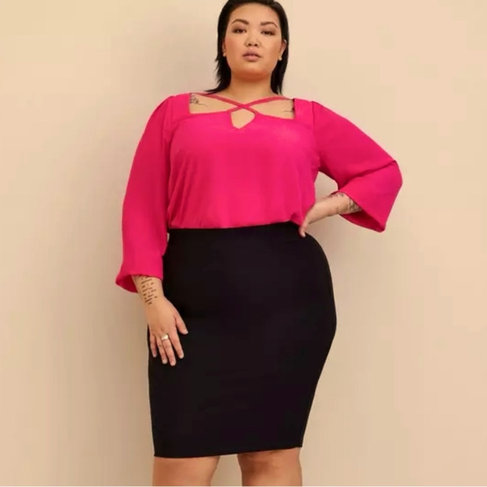 Torrid size 6 long sleeve crisscross blouse